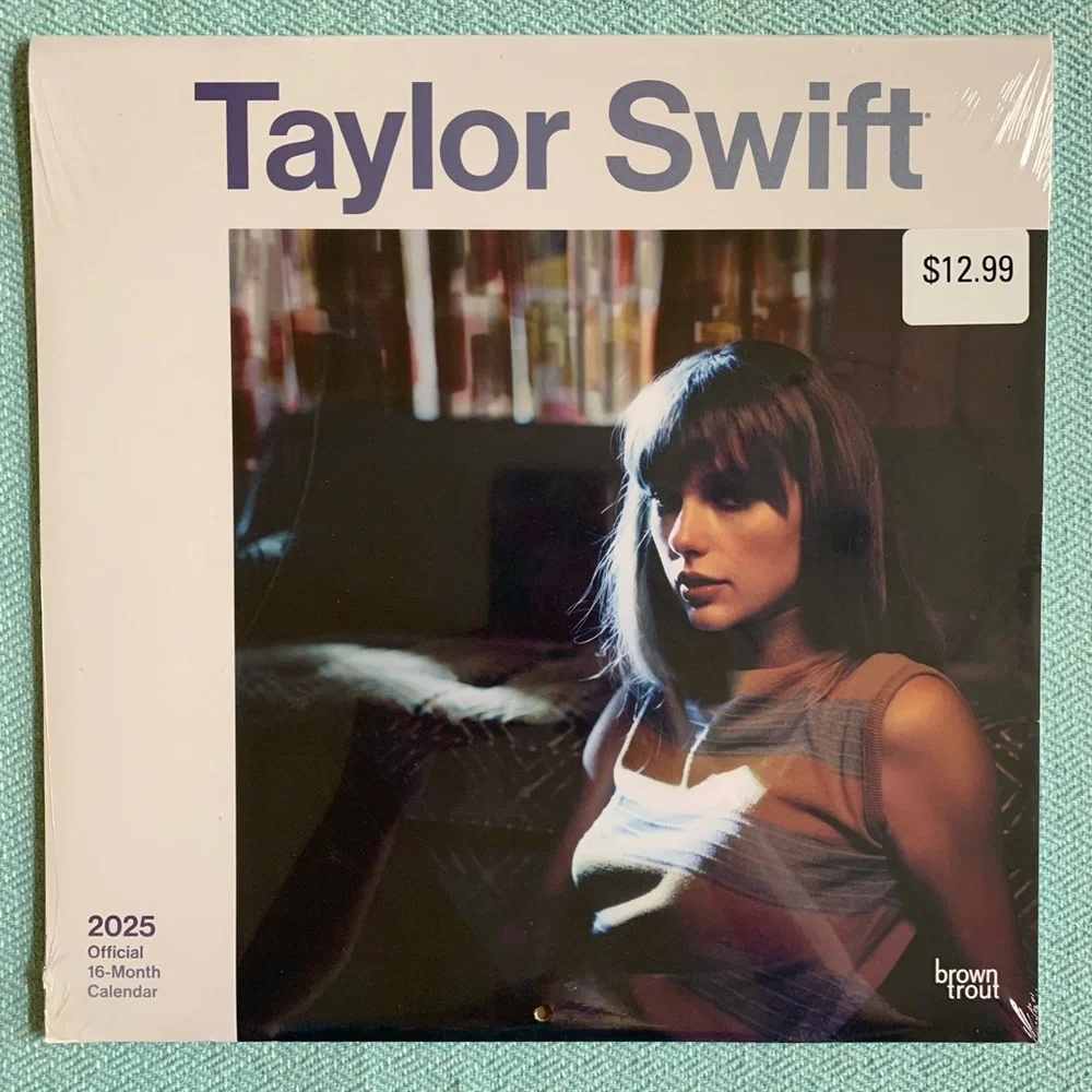 NEW Taylor Swift Official 2025 Calendar